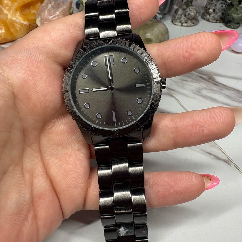 Men's Black Stainless Steel Analog Watch - Minimalist Style